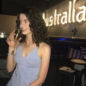 Meet your Posher, Jasmin